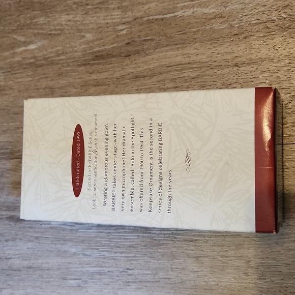 Mattel Solo in the Spotlight Barbie 1960 brand new in box with matching ornament - Picture 6 of 7